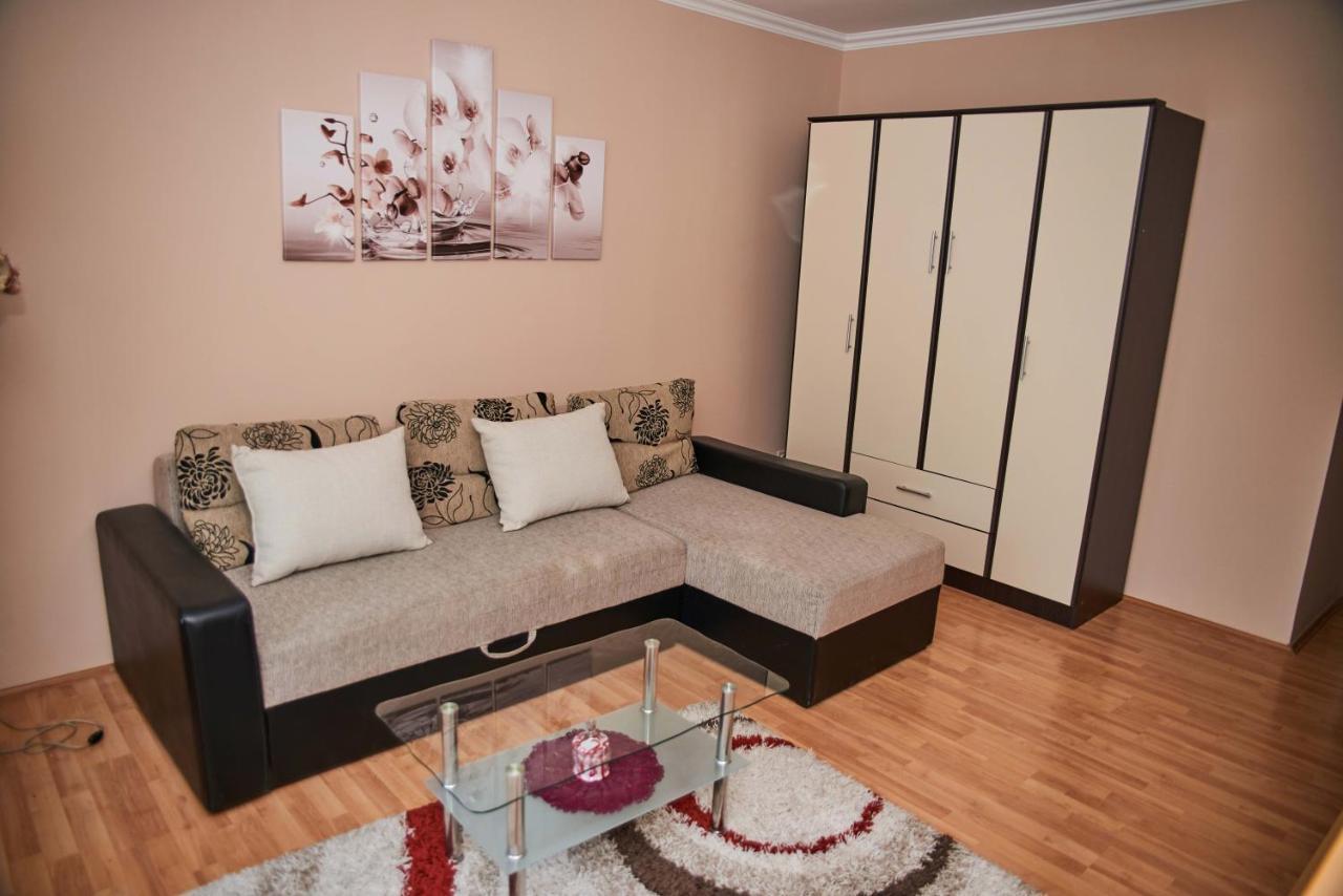 Apartman Ana Bečej Exterior foto